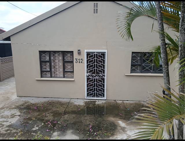 3 BEDROOM FREESTANDING TO LET IN WOODVIEW